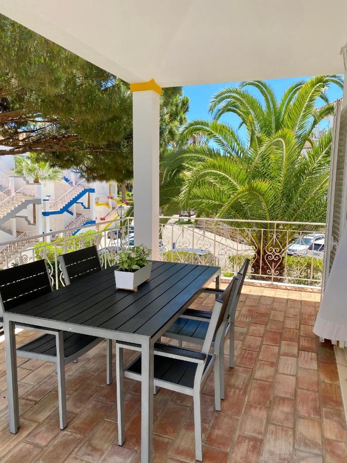 Beautiful Apartment For Rent In Quinta Do Lago With Excellent Resort Facilities Close To Lake And Beach. Dış mekan fotoğraf